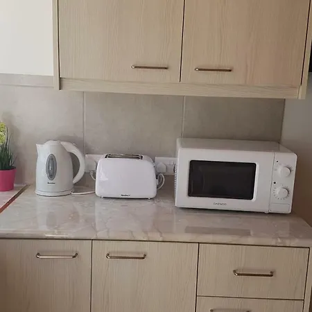 Zorbas No 2 Apartment