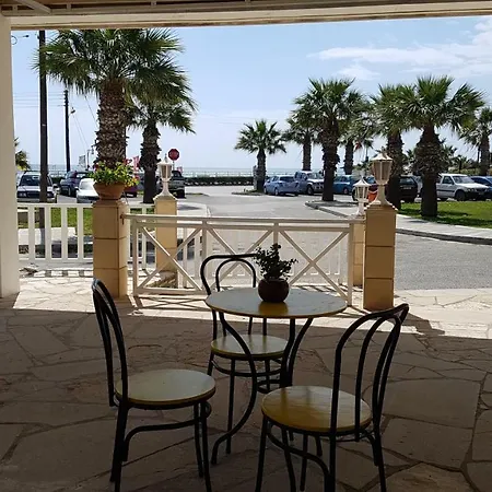 Zorbas No 2 Apartment Larnaca